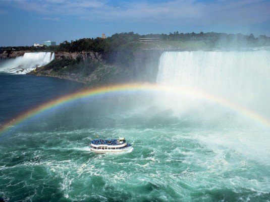 Rainbow_Fantasy_Niagara_Falls_Ontario